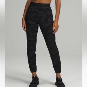 Lululemon Adapted State Camo Joggers - Size 6